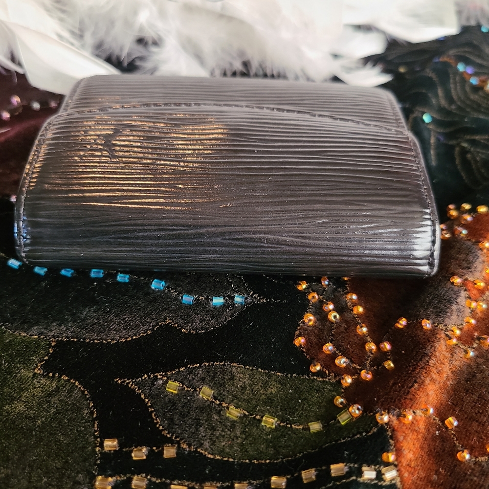Louis Vuitton EPI coin wallet - Picture 4 of 10